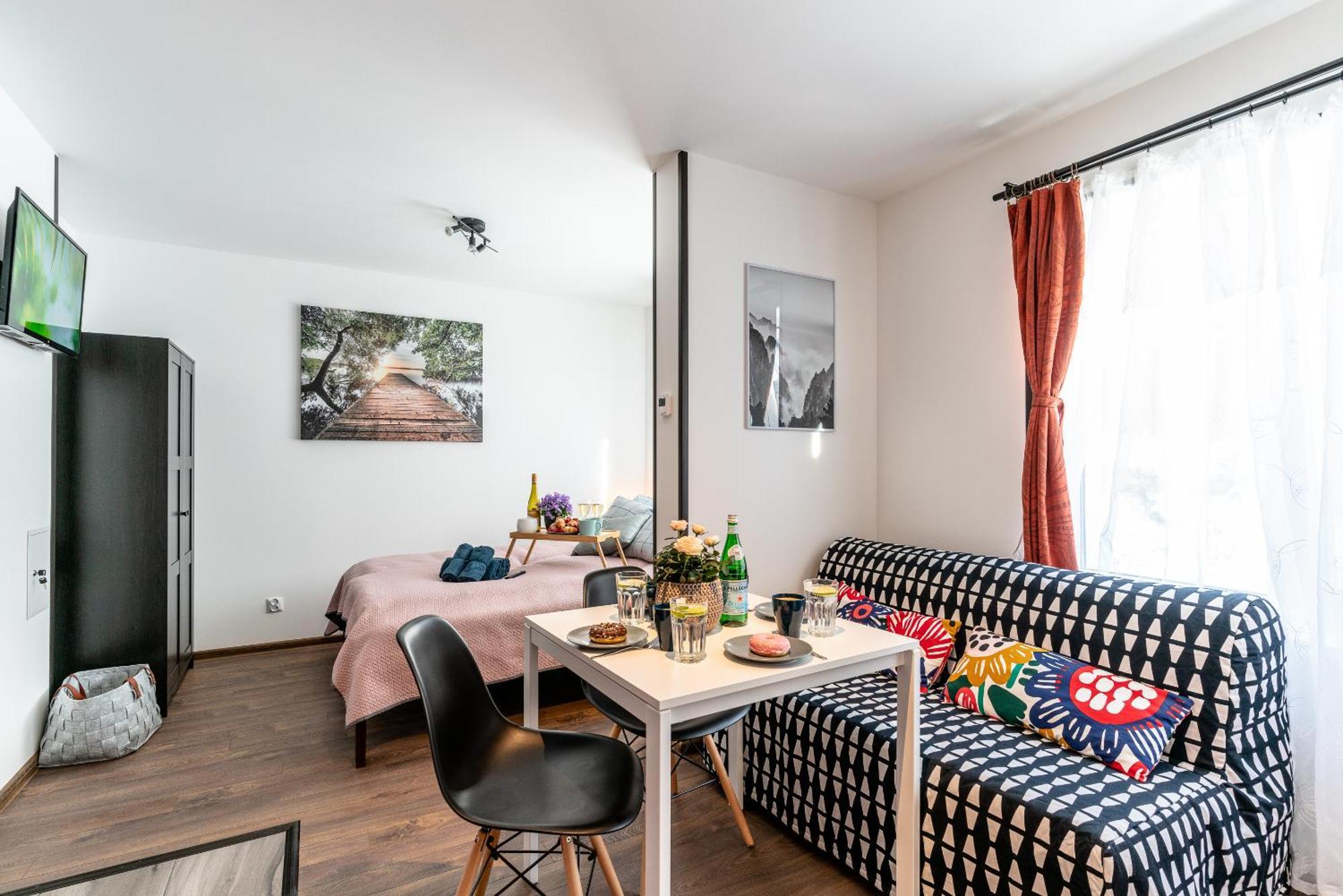 Garden & Private Parking With Playground Apartament Ryga