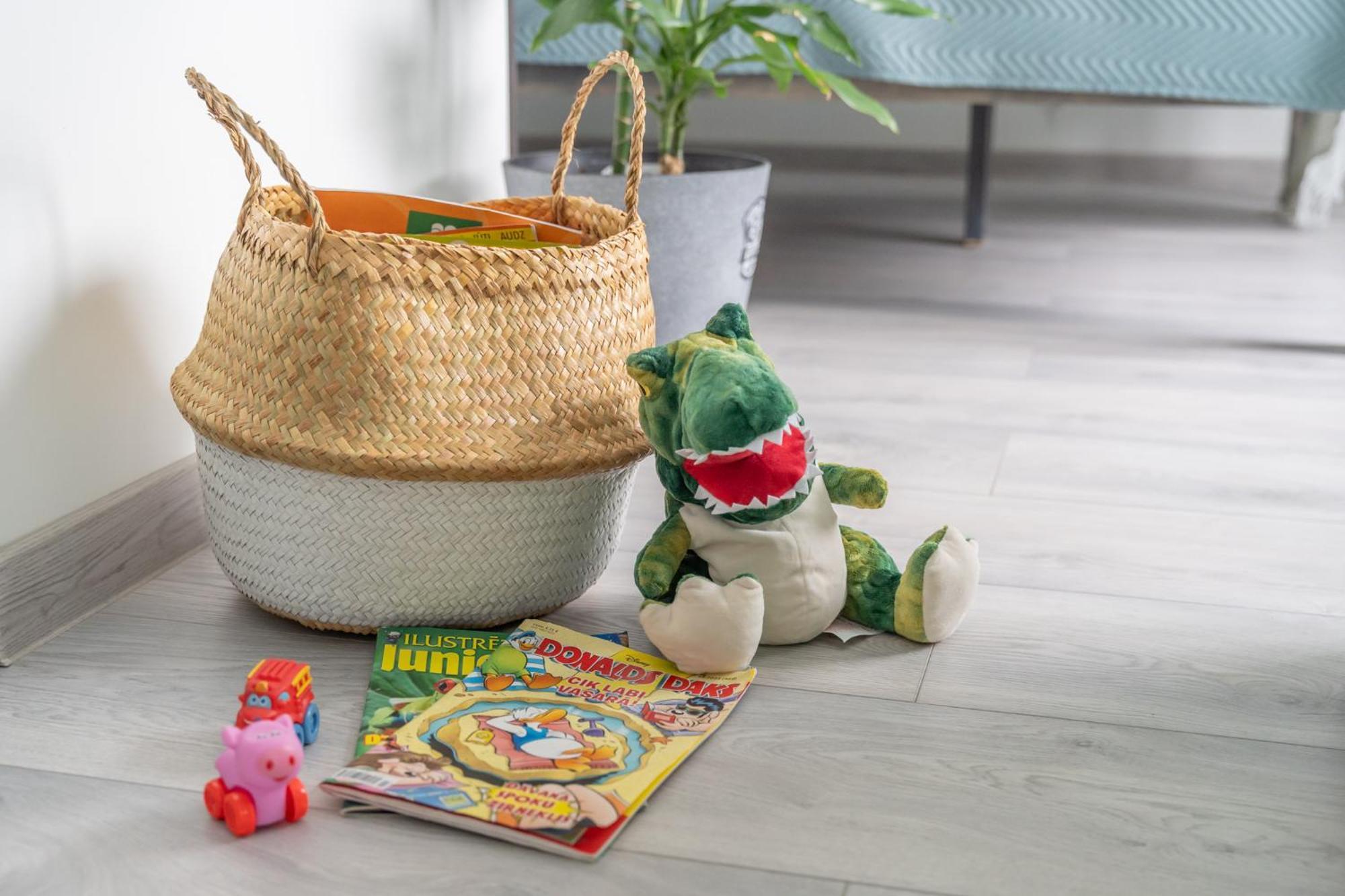 Garden & Private Parking With Playground Huoneisto