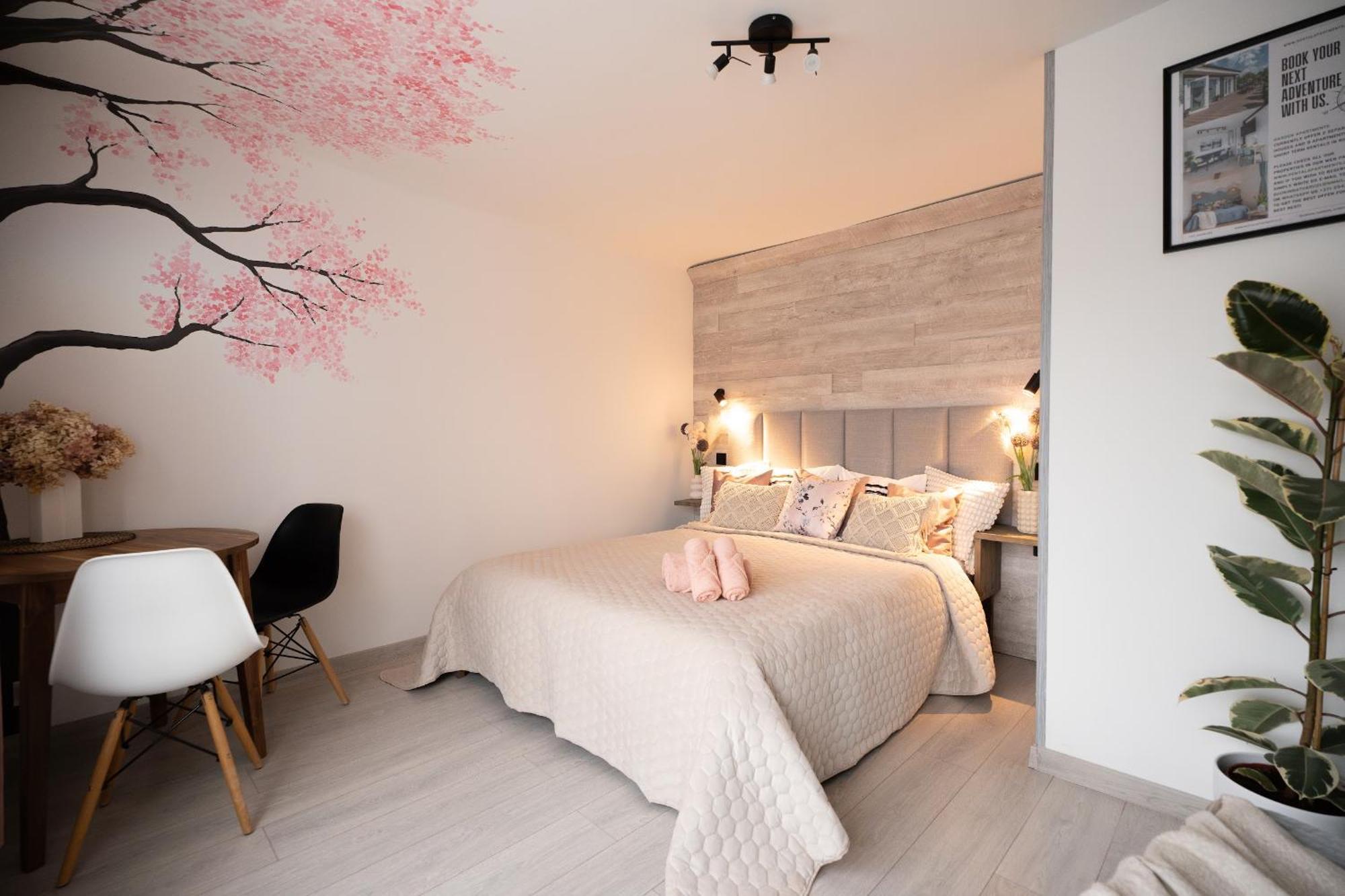 Garden & Private Parking With Playground Huoneisto *