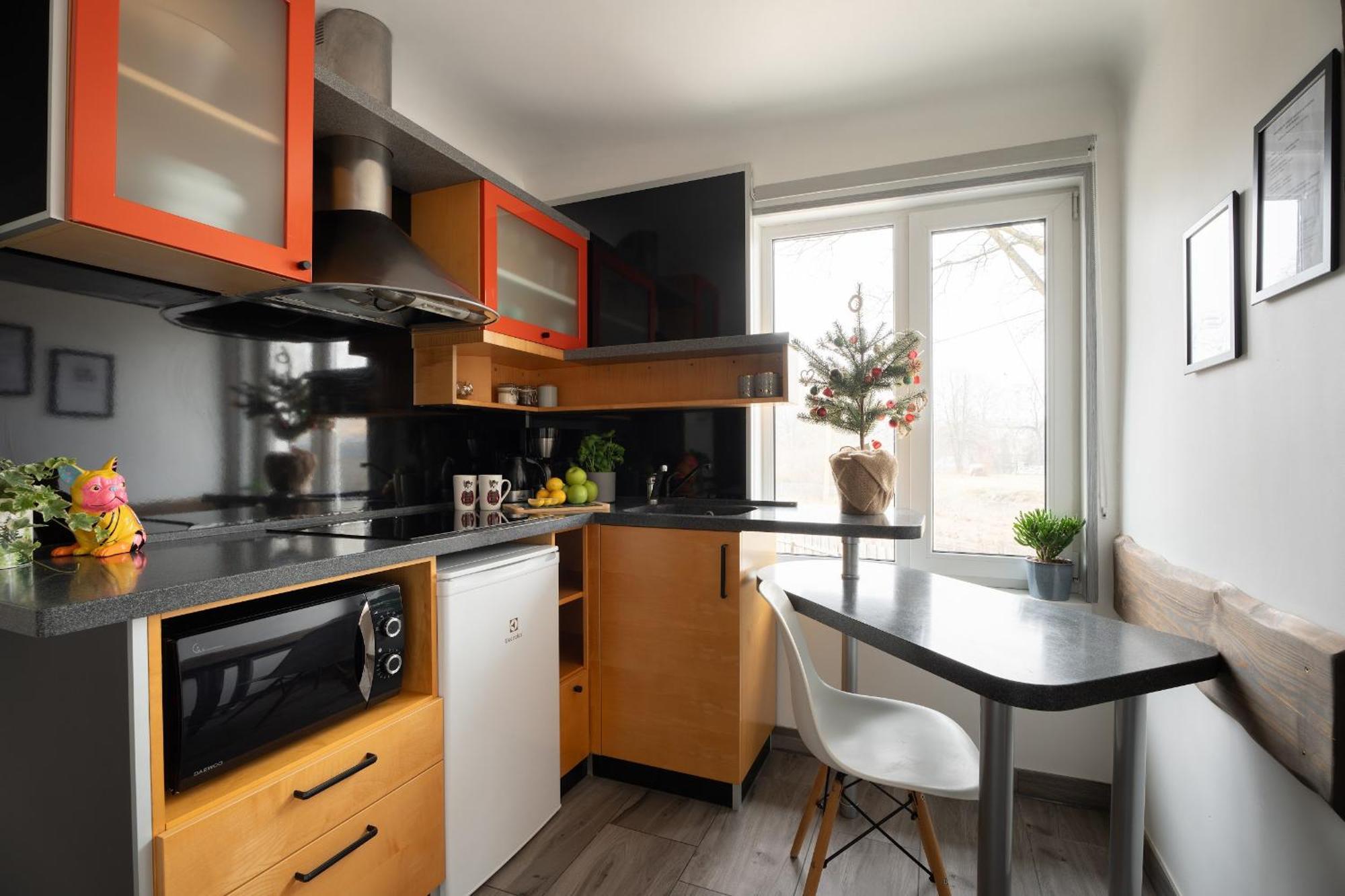 Garden & Private Parking With Playground Huoneisto *